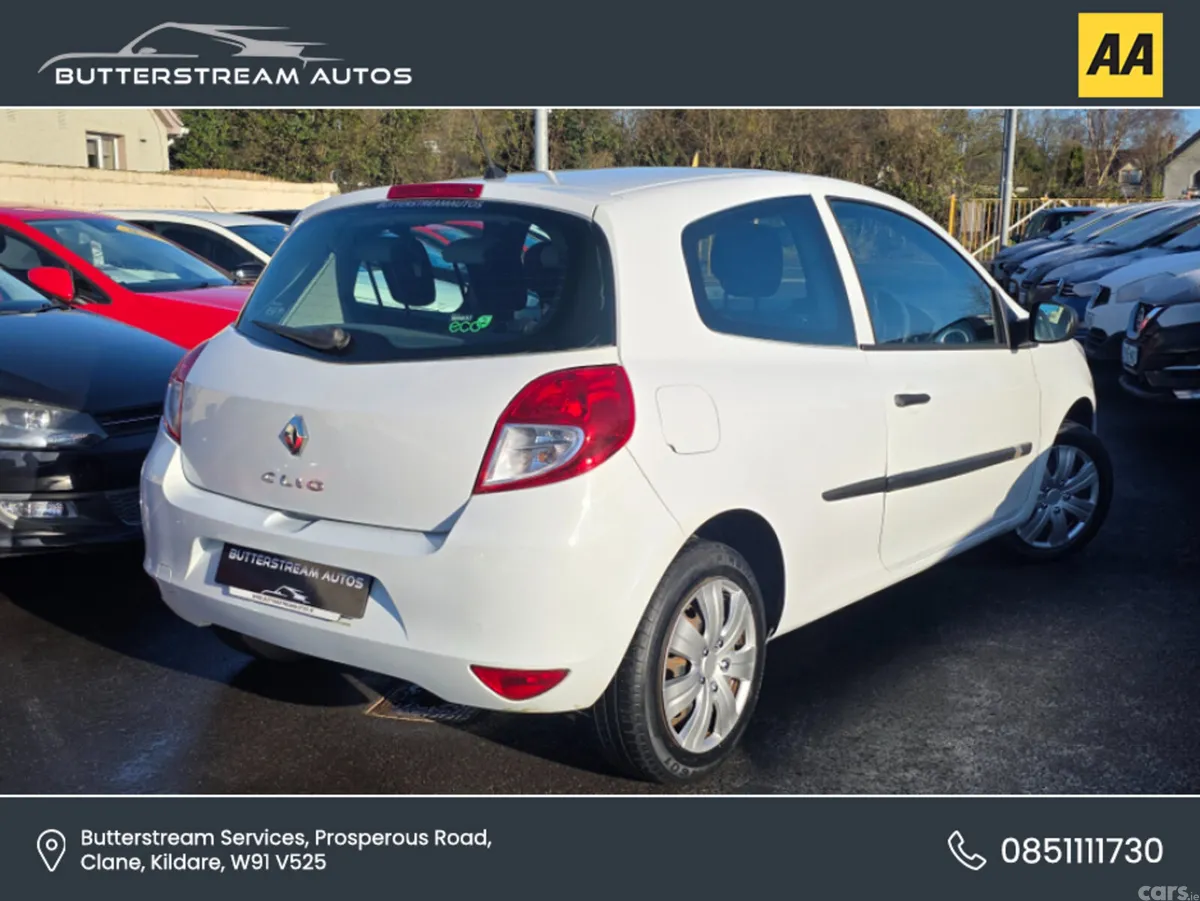 Renault Clio Hatchback, Unknown, 2012, White