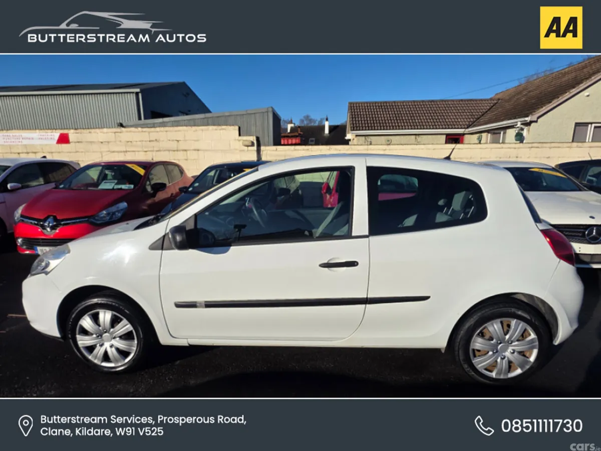 Renault Clio Hatchback, Unknown, 2012, White