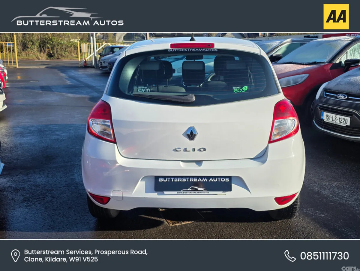 Renault Clio Hatchback, Unknown, 2012, White