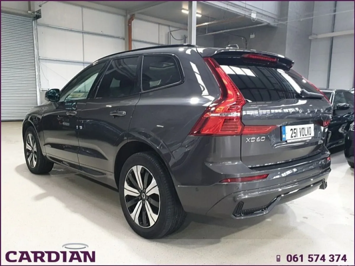 Volvo XC60 SUV, Petrol Hybrid, 2025, Grey