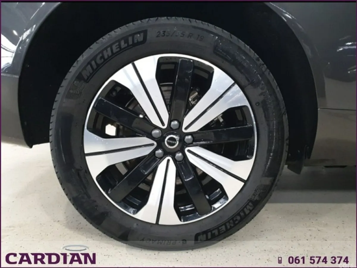 Volvo XC60 SUV, Petrol Hybrid, 2025, Grey