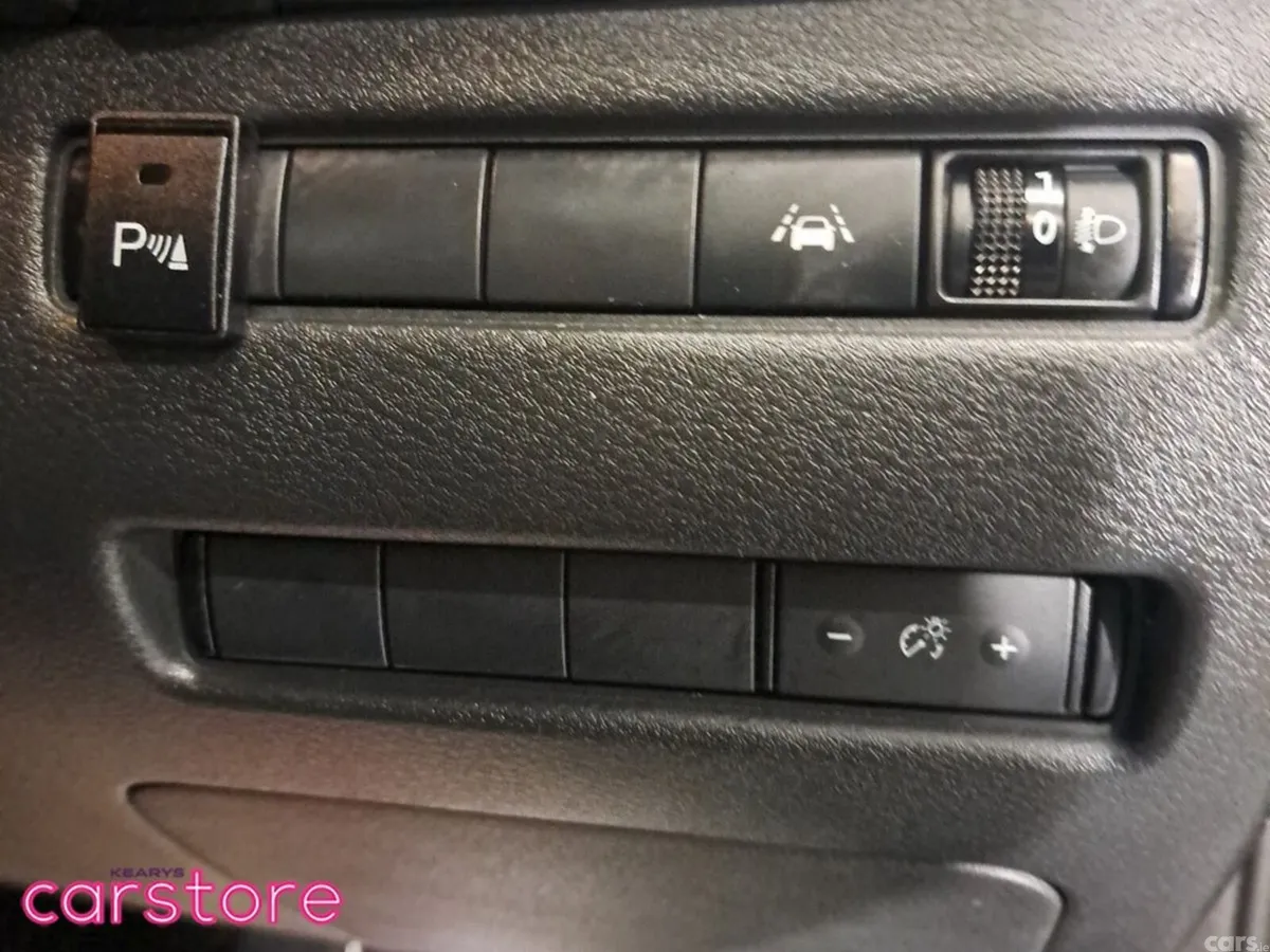 Nissan Qashqai SUV, Petrol, 2024, Black