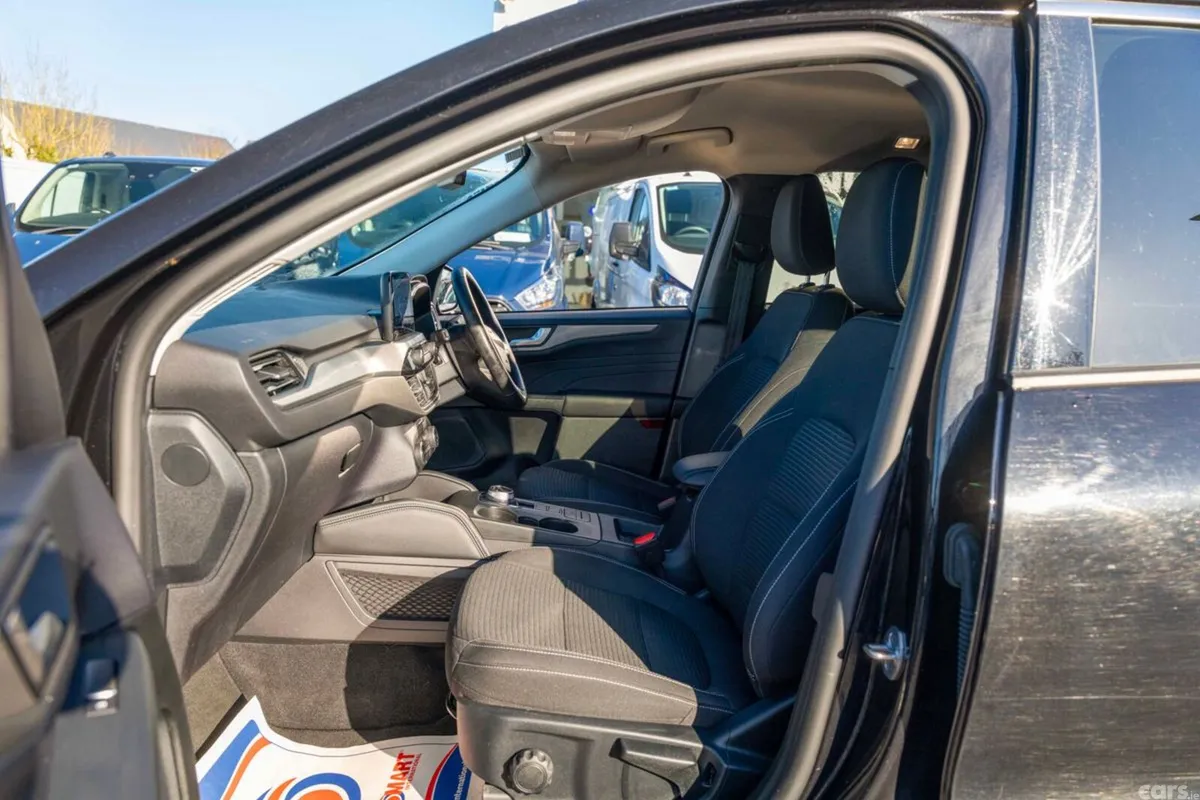 Ford Kuga SUV, Petrol Plug-in Hybrid, 2023, Black