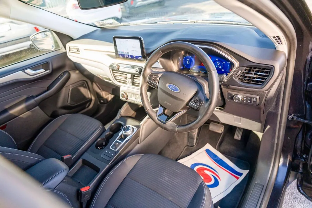 Ford Kuga SUV, Petrol Plug-in Hybrid, 2023, Black