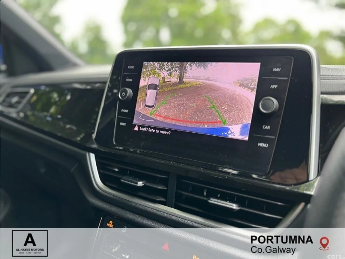 Volkswagen T-Roc SUV, Petrol, 2023, Blue