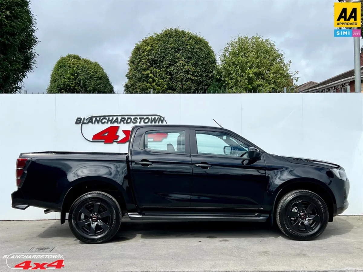 Isuzu D-Max Pick Up, Diesel, 2026, Black