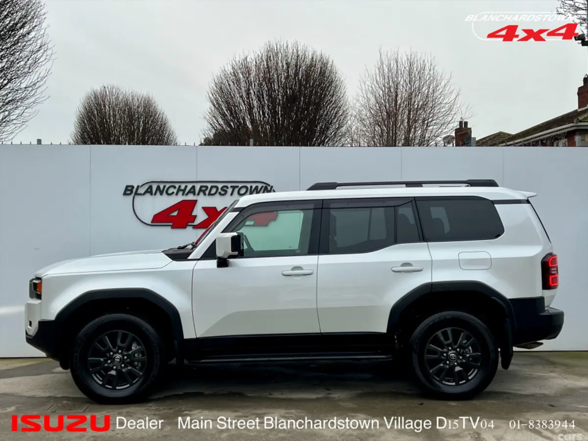 Toyota Land Cruiser SUV, Diesel, 2024, White