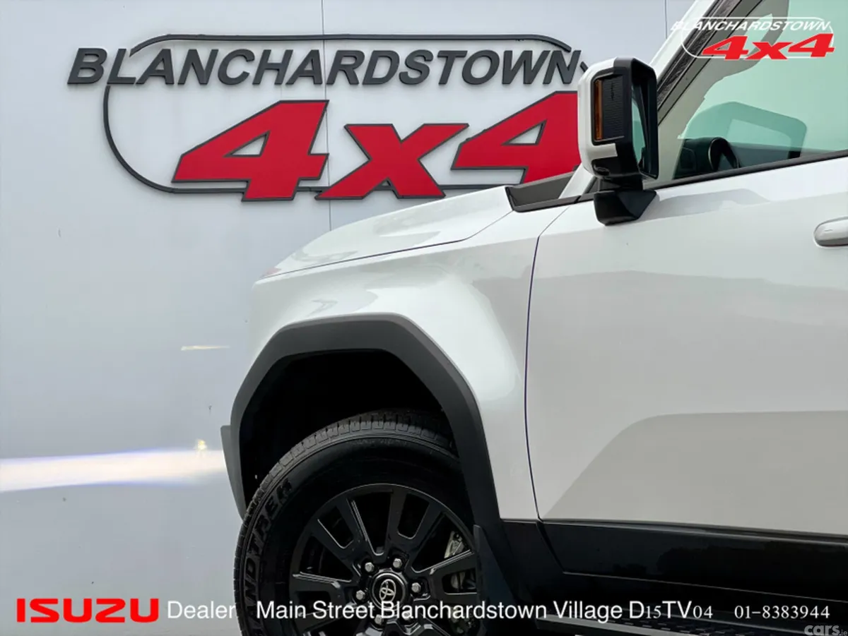 Toyota Land Cruiser SUV, Diesel, 2024, White