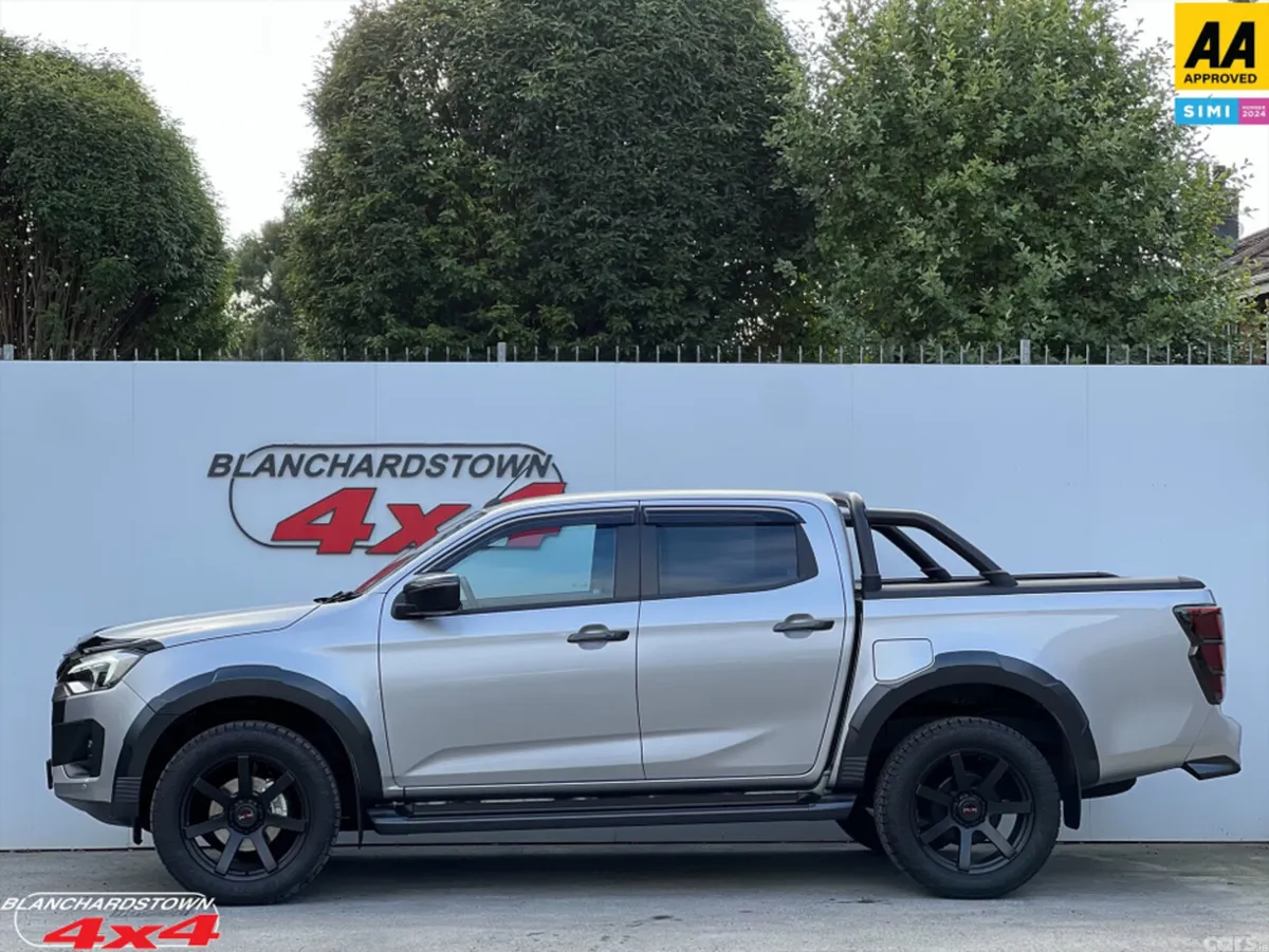 Isuzu D-Max Pick Up, Diesel, 2026, Silver