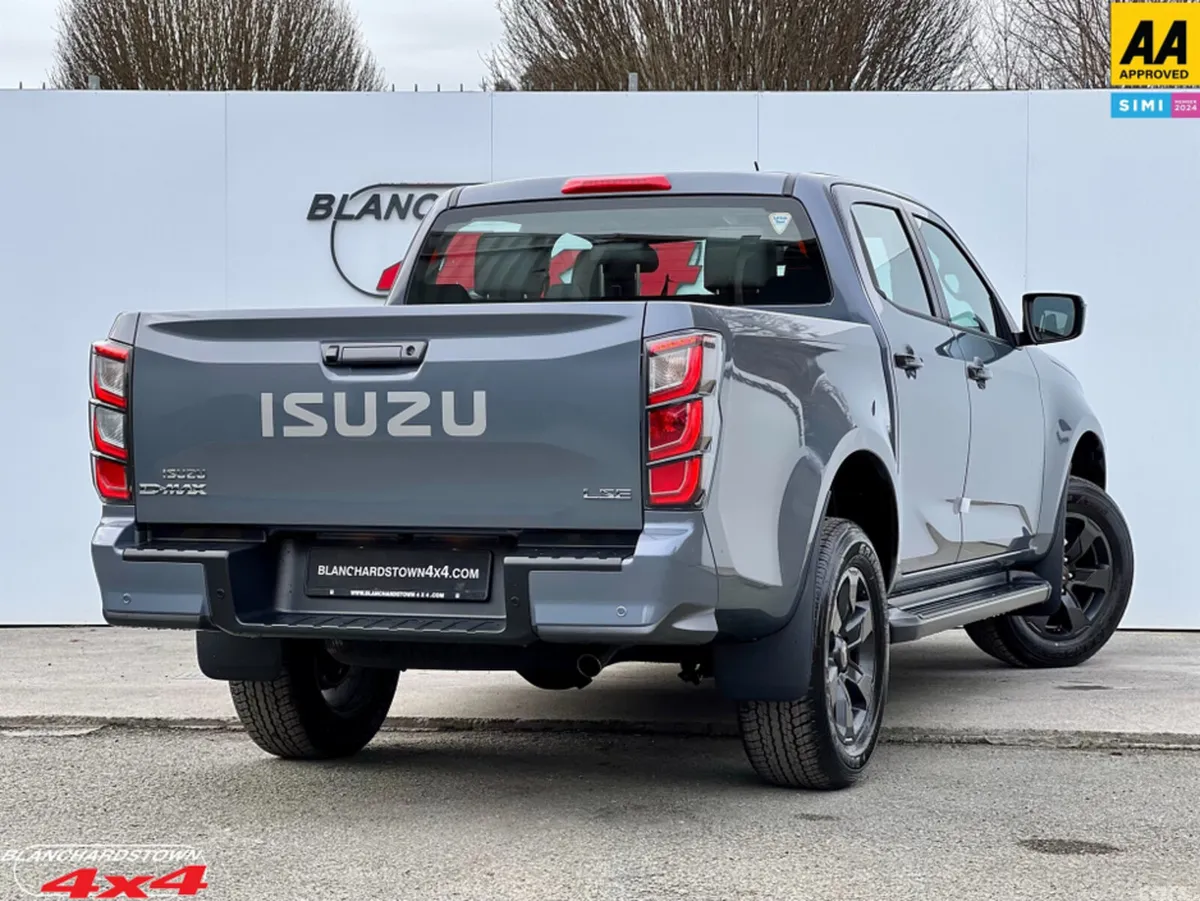 Isuzu D-Max Pick Up, Diesel, 2026, Grey