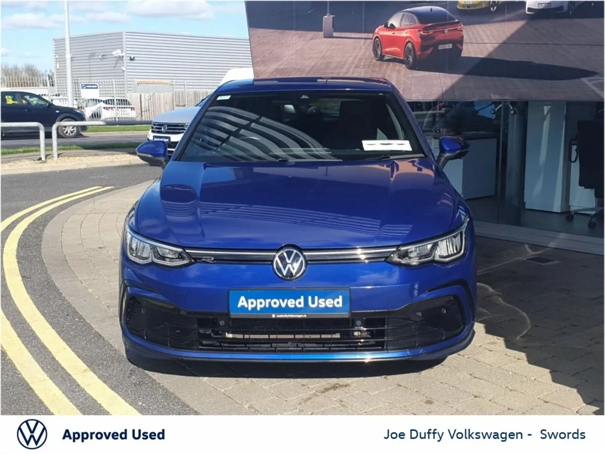 Volkswagen Golf Estate, Petrol, 2023, Blue