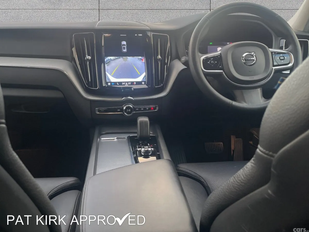 Volvo XC60 Estate, Diesel, 2023, White