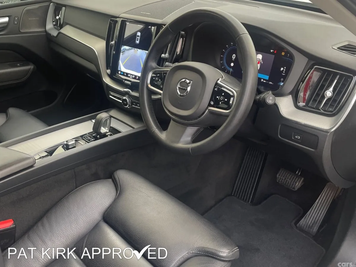 Volvo XC60 Estate, Diesel, 2023, White