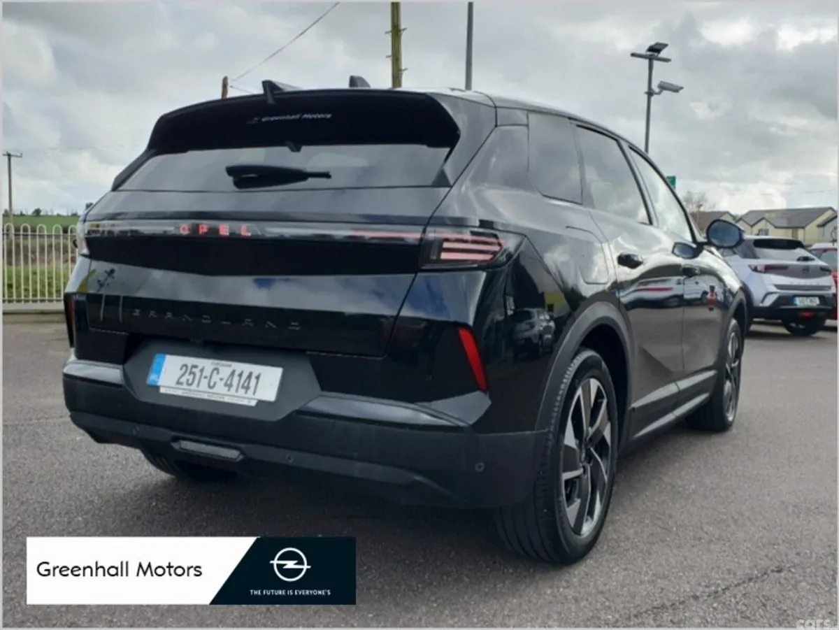 Opel Grandland SUV, Petrol Hybrid, 2025, Black