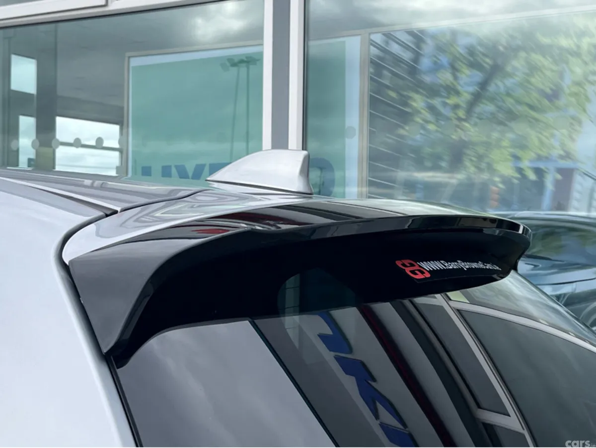 Toyota Yaris Hatchback, Petrol Hybrid, 2023, Silver