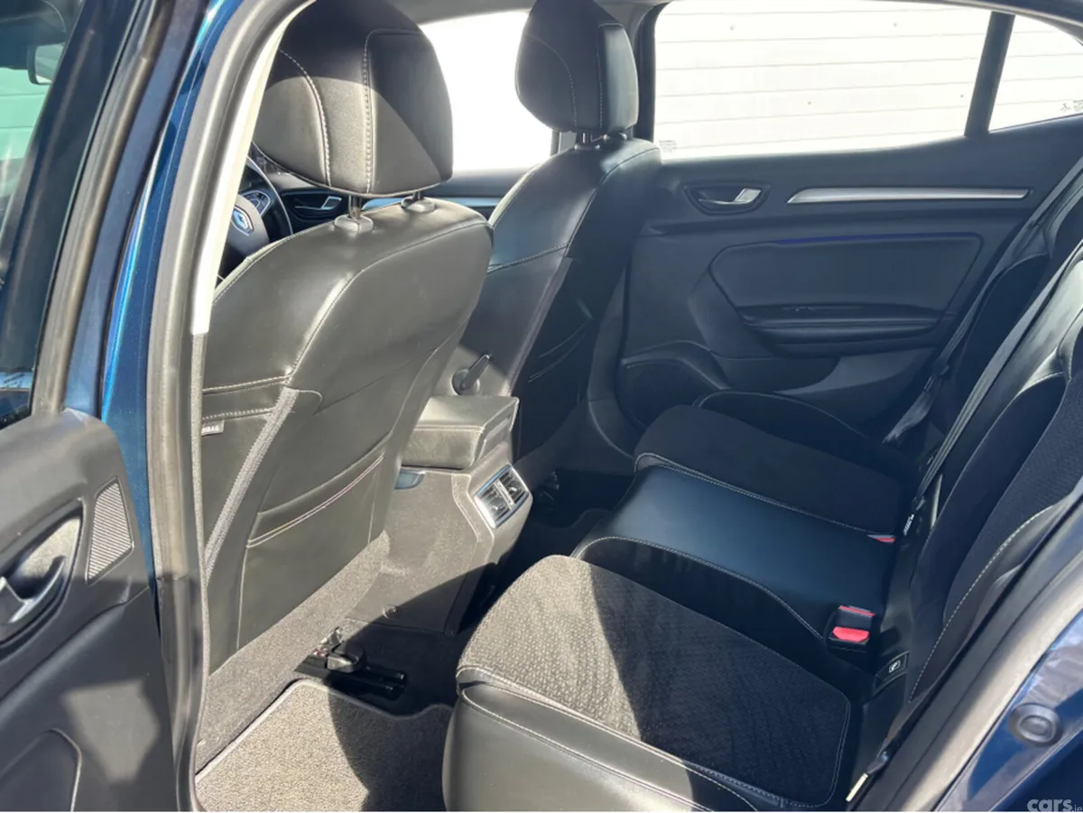 Renault Megane Hatchback, Diesel, 2017, Blue