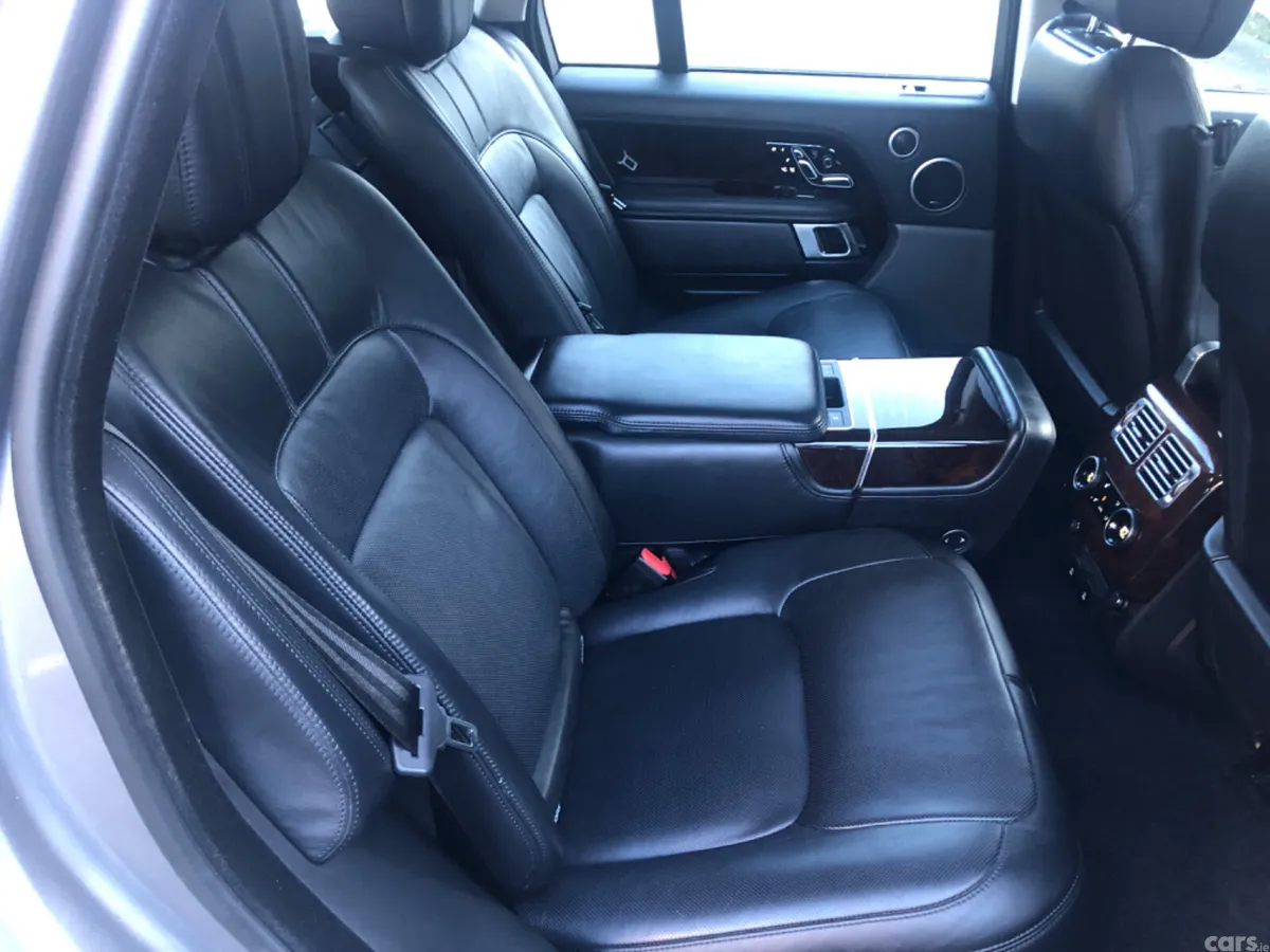 Land Rover Range Rover SUV, Petrol Plug-in Hybrid, 2019, Grey