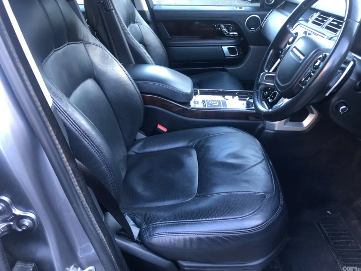 Land Rover Range Rover SUV, Petrol Plug-in Hybrid, 2019, Grey