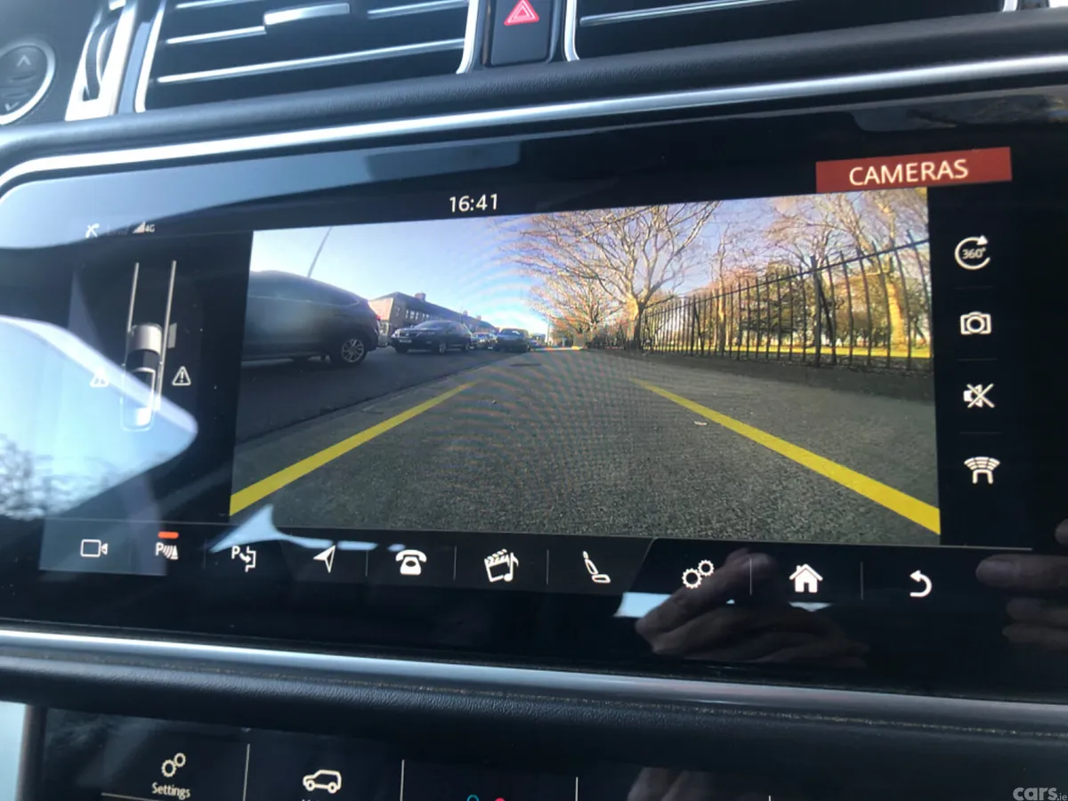 Land Rover Range Rover SUV, Petrol Plug-in Hybrid, 2019, Grey