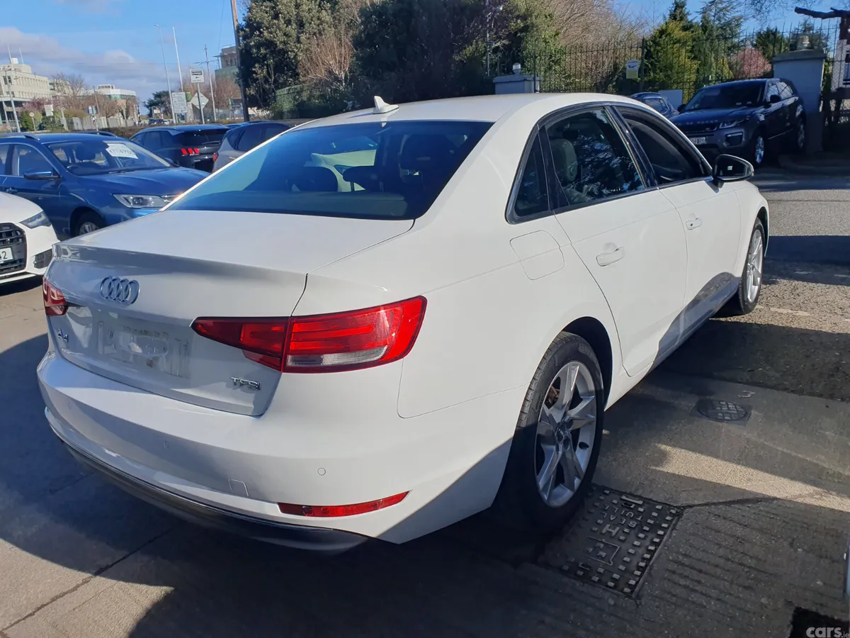 Audi A4 Saloon, Petrol, 2016, White