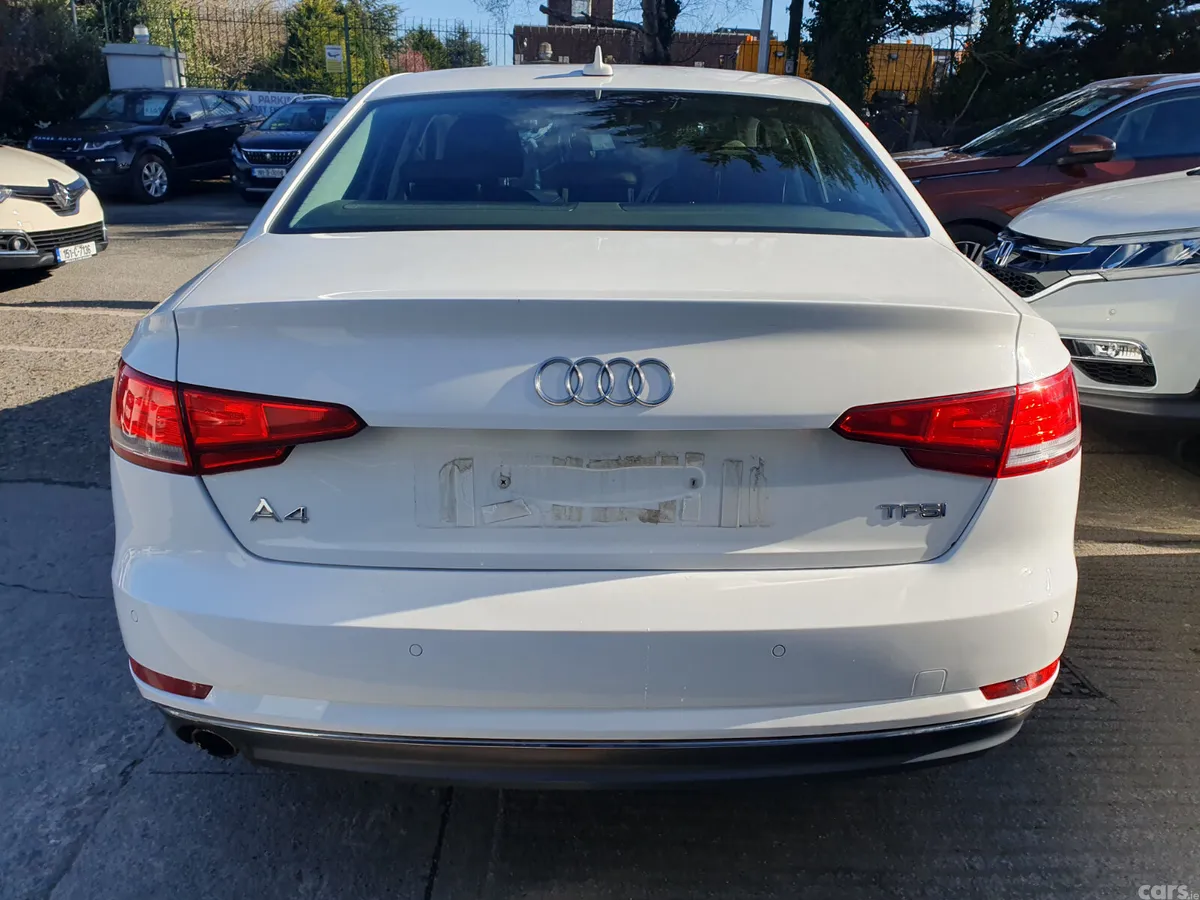 Audi A4 Saloon, Petrol, 2016, White