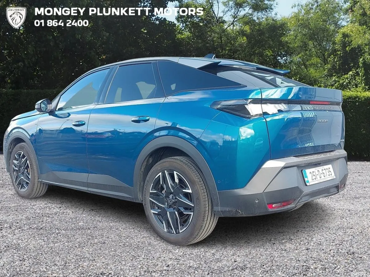 Peugeot 3008 MPV, Petrol, 2025, Blue