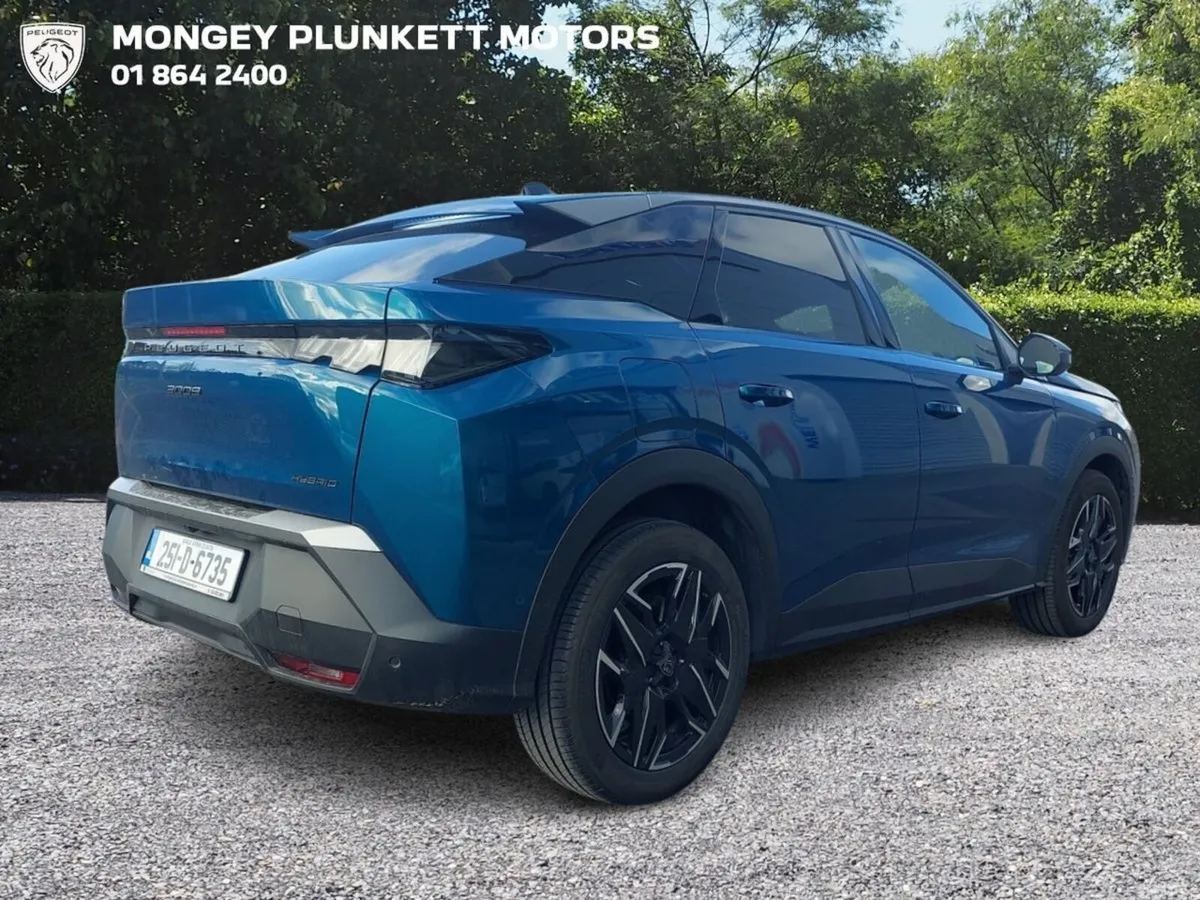 Peugeot 3008 MPV, Petrol, 2025, Blue