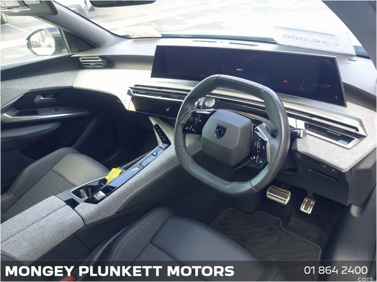 Peugeot 3008 MPV, Petrol, 2025, Blue