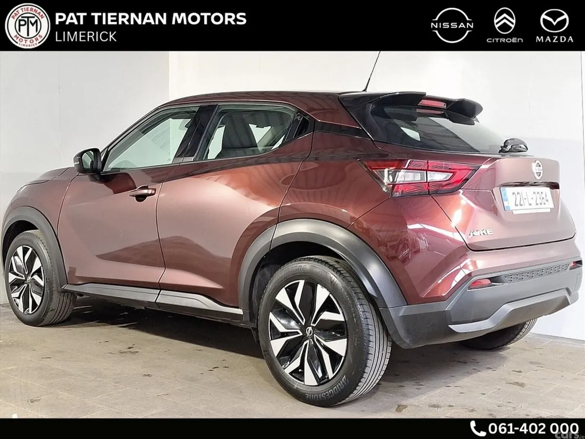 Nissan Juke SUV, Petrol, 2022, Red