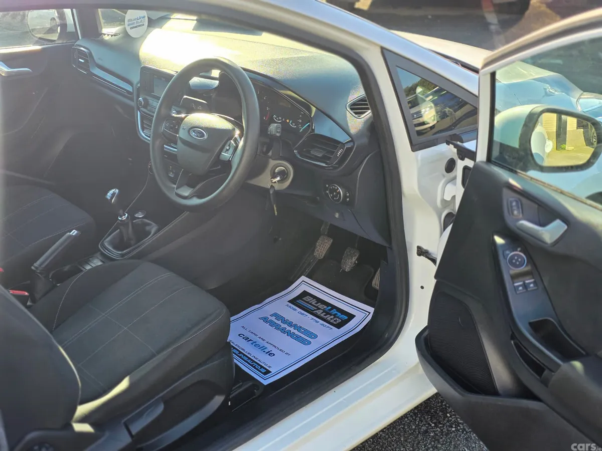 Ford Fiesta Hatchback, Diesel, 2020, White