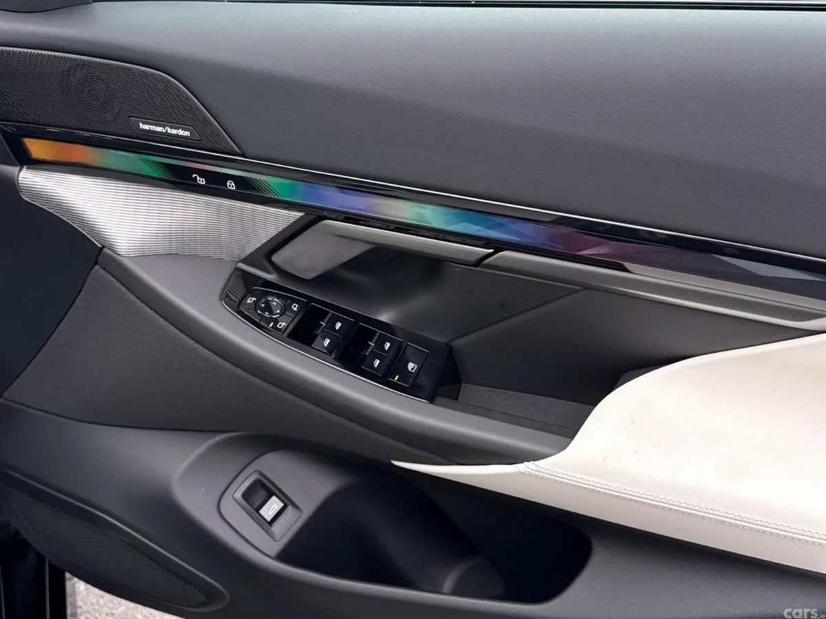 BMW 5-Series Saloon, Petrol Plug-in Hybrid, 2026, Black