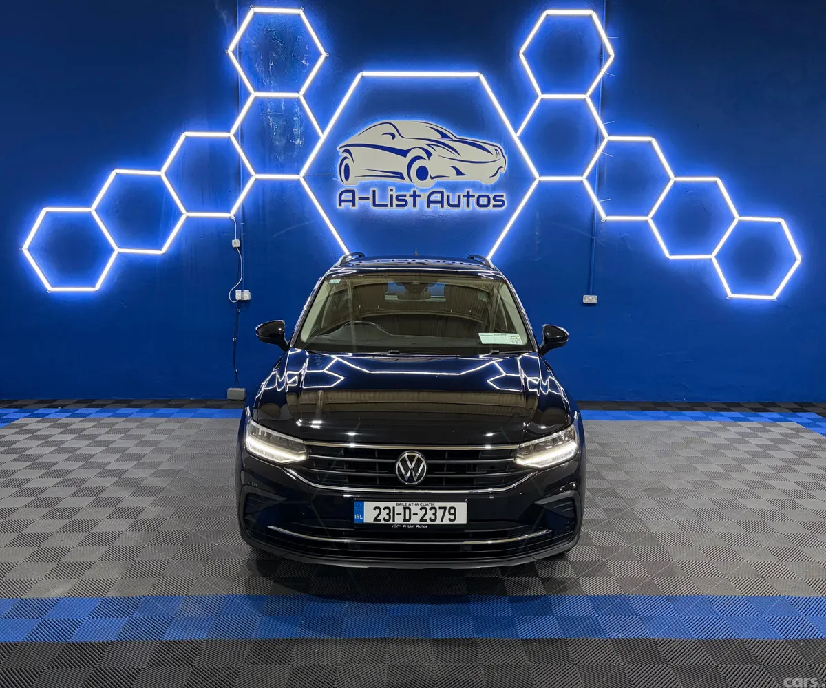Volkswagen Tiguan SUV, Diesel, 2023, Black