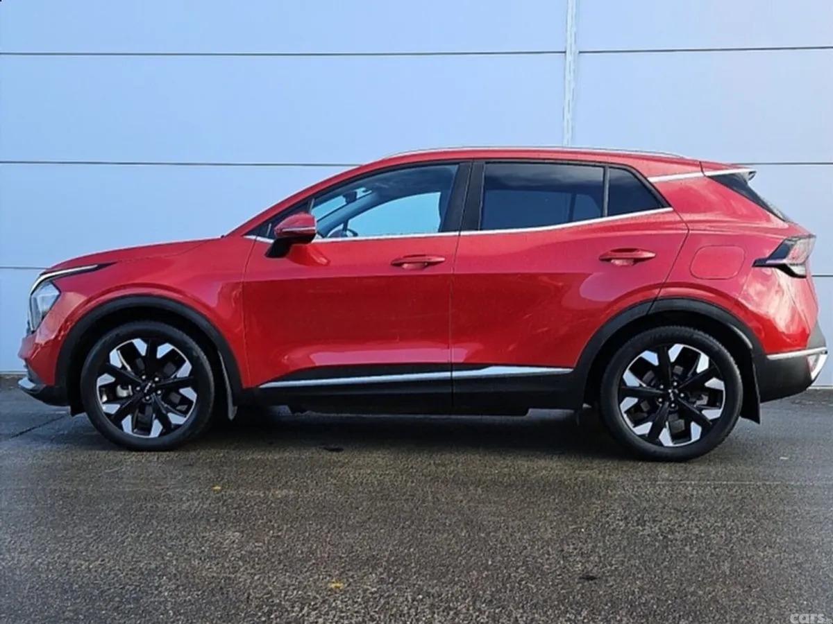 Kia Sportage SUV, Petrol Plug-in Hybrid, 2023, Red