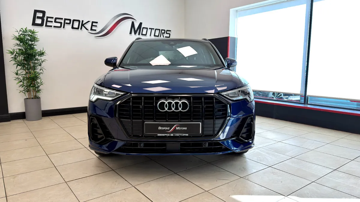 Audi Q3 SUV, Petrol Plug-in Hybrid, 2023, Blue
