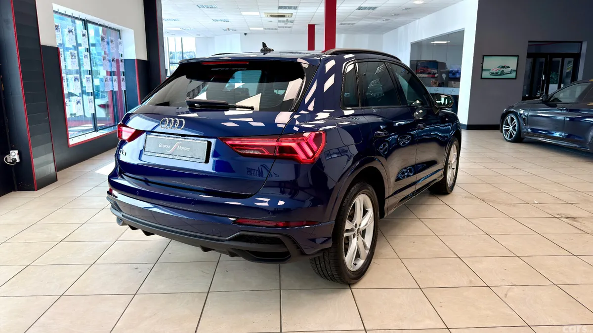 Audi Q3 SUV, Petrol Plug-in Hybrid, 2023, Blue
