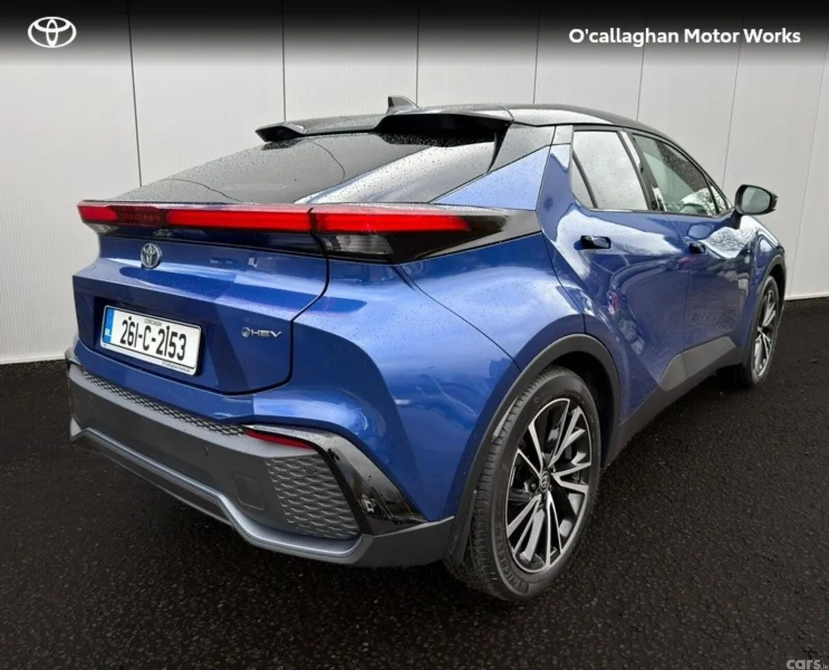 Toyota C-HR SUV, Petrol Hybrid, 2026, Blue