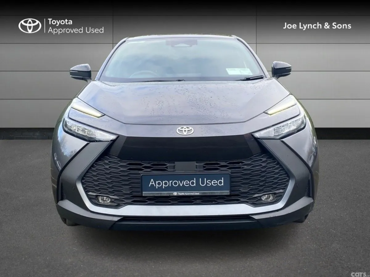 Toyota C-HR SUV, Petrol Hybrid, 2024, Grey