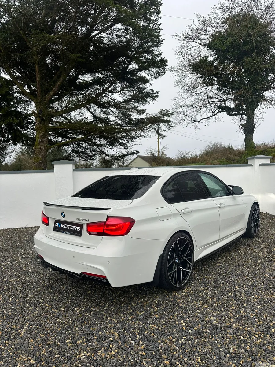 BMW 3-Series Saloon, Diesel, 2018, White