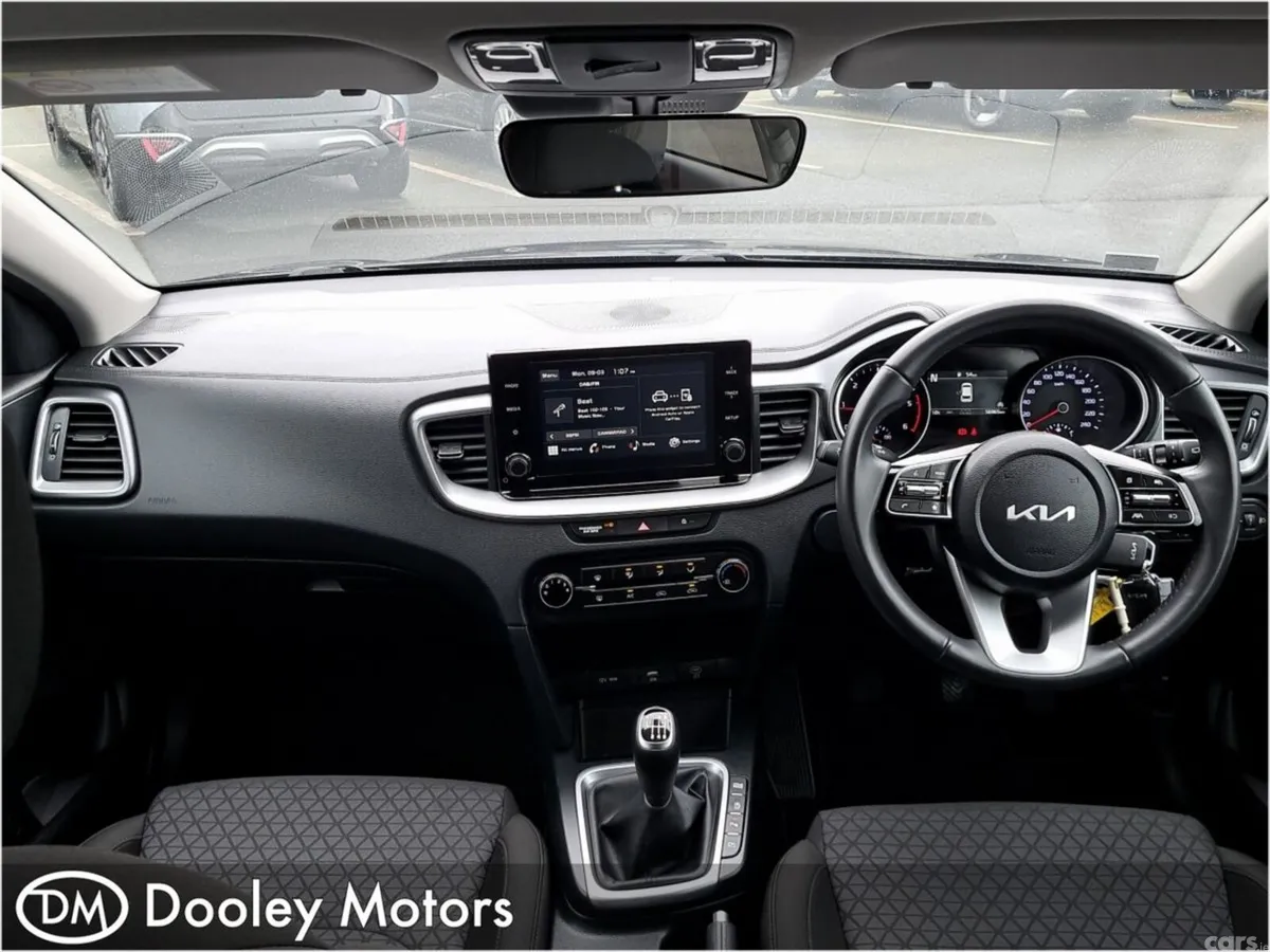 Kia Ceed Hatchback, Diesel Hybrid, 2024, Black