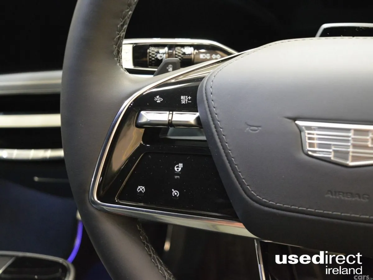 Cadillac Lyriq Hatchback, Electric, 2026, Silver