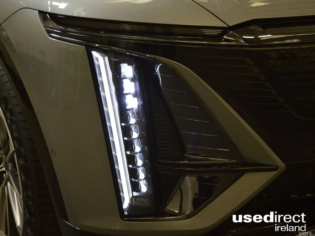 Cadillac Lyriq Hatchback, Electric, 2026, Silver