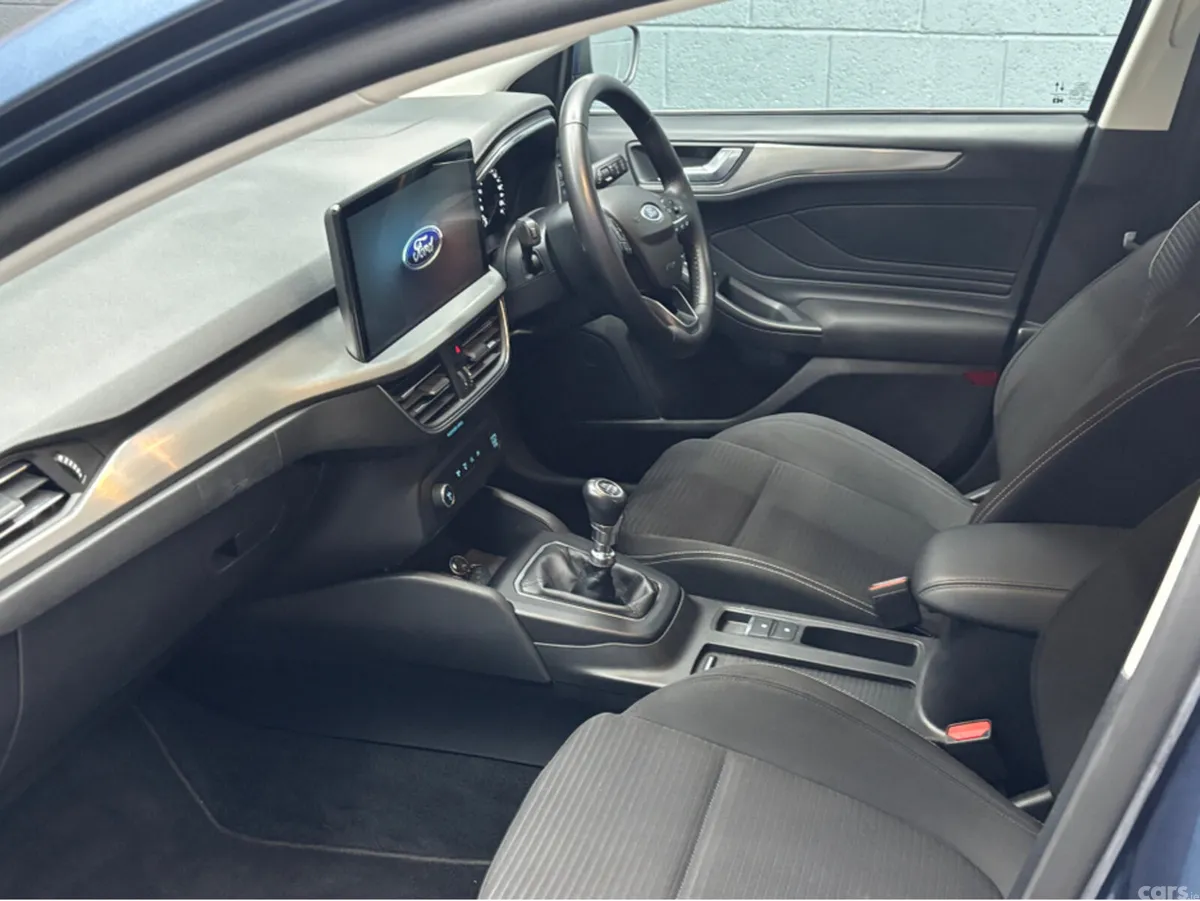 Ford Focus Estate, Petrol, 2023, Blue