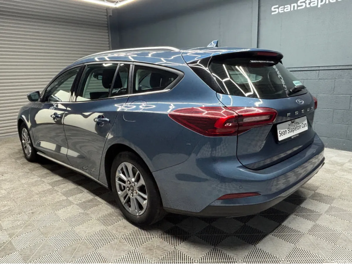 Ford Focus Estate, Petrol, 2023, Blue