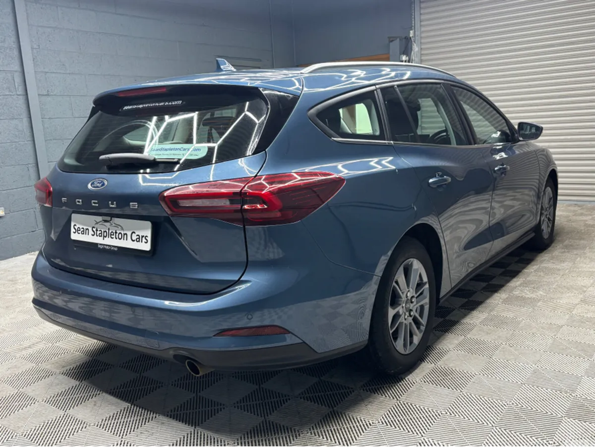 Ford Focus Estate, Petrol, 2023, Blue