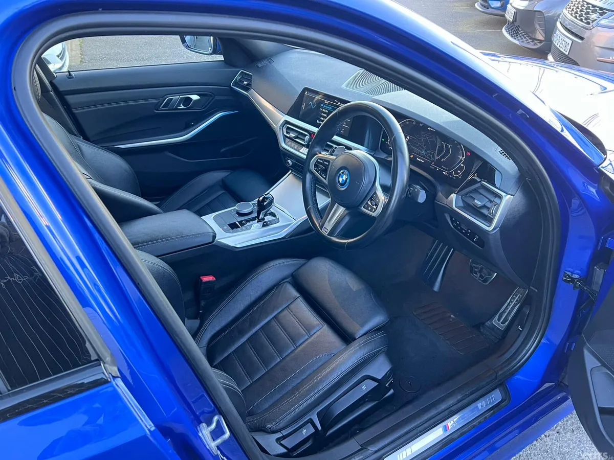BMW 3-Series Saloon, Petrol Plug-in Hybrid, 2021, Blue