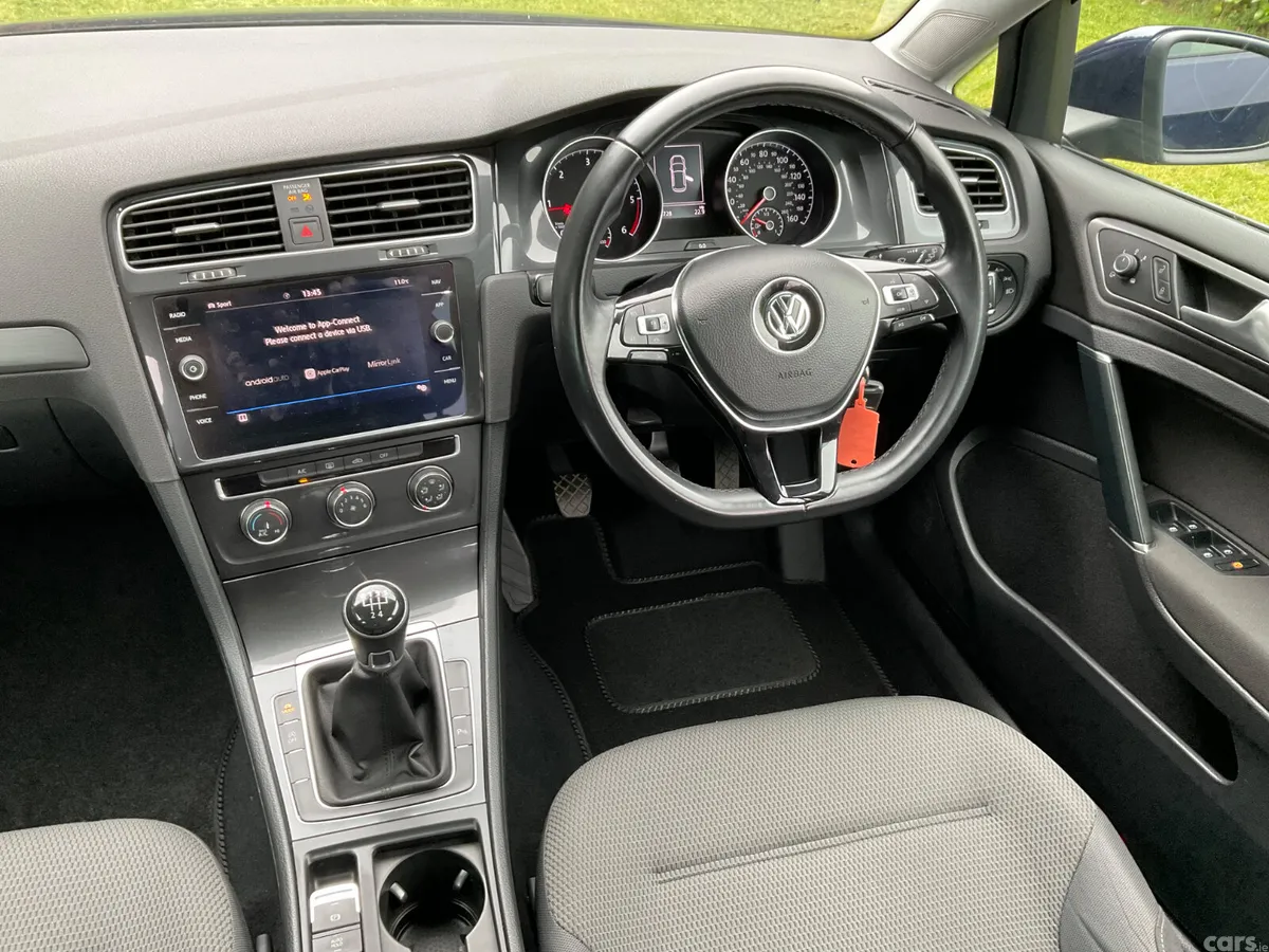 Volkswagen Golf Hatchback, Diesel, 2019, Blue