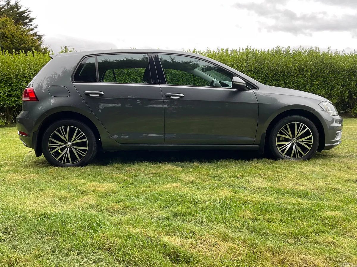 Volkswagen Golf Hatchback, Diesel, 2018, Grey