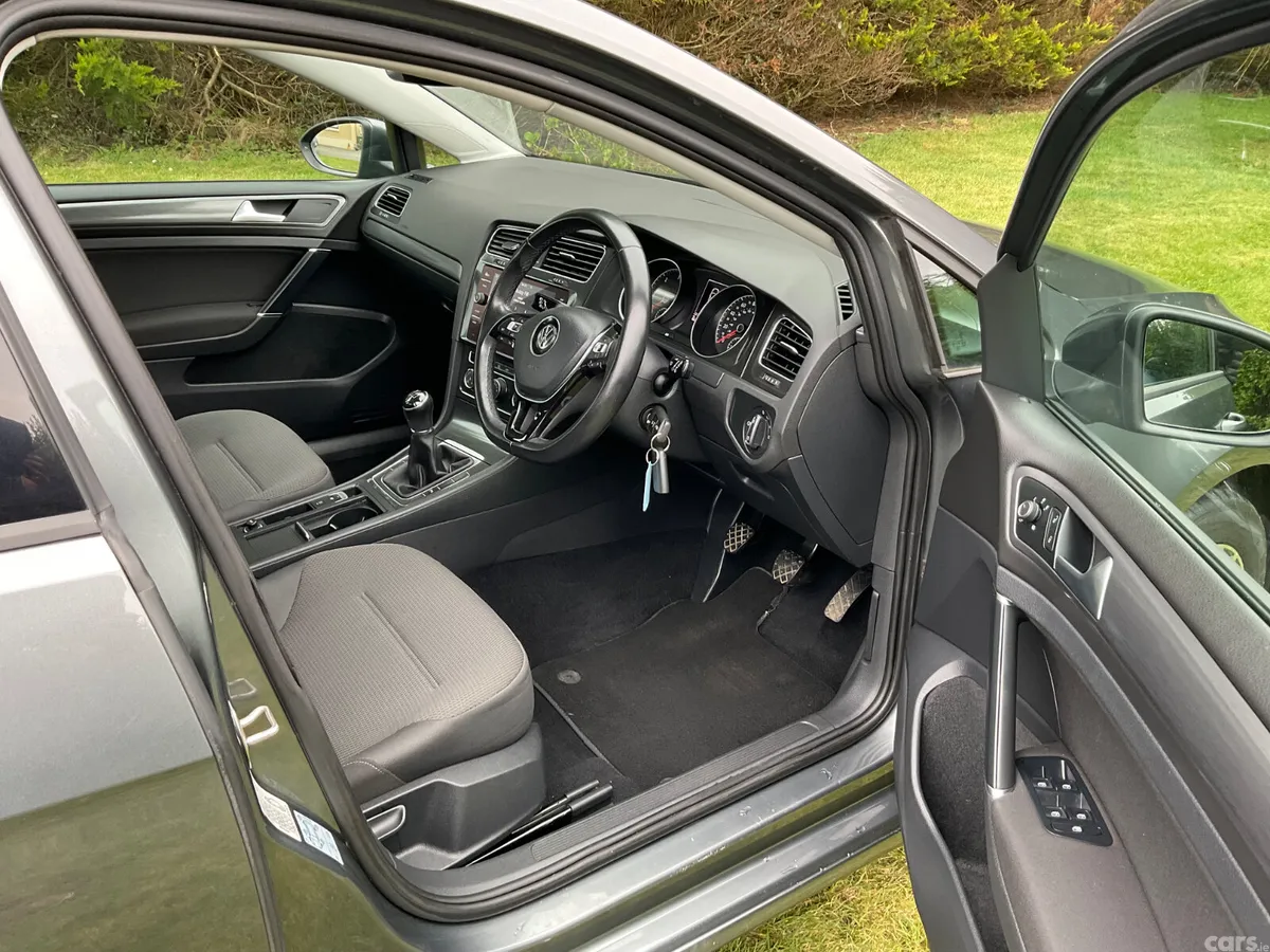 Volkswagen Golf Hatchback, Diesel, 2018, Grey