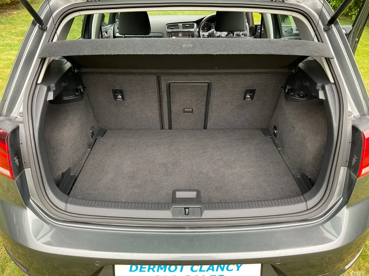 Volkswagen Golf Hatchback, Diesel, 2018, Grey