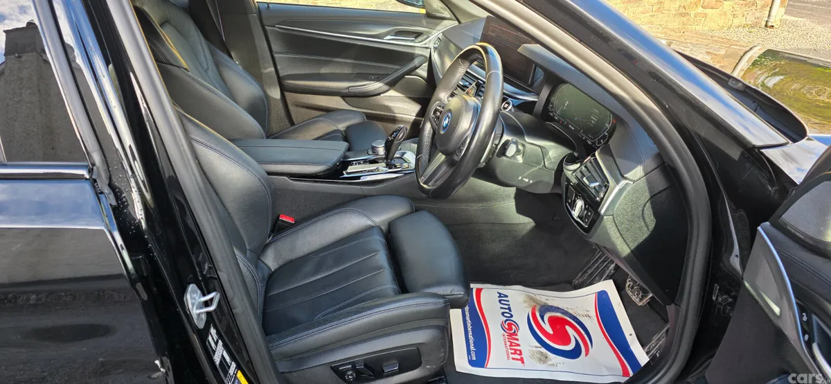 BMW 5-Series Saloon, Petrol Plug-in Hybrid, 2022, Black